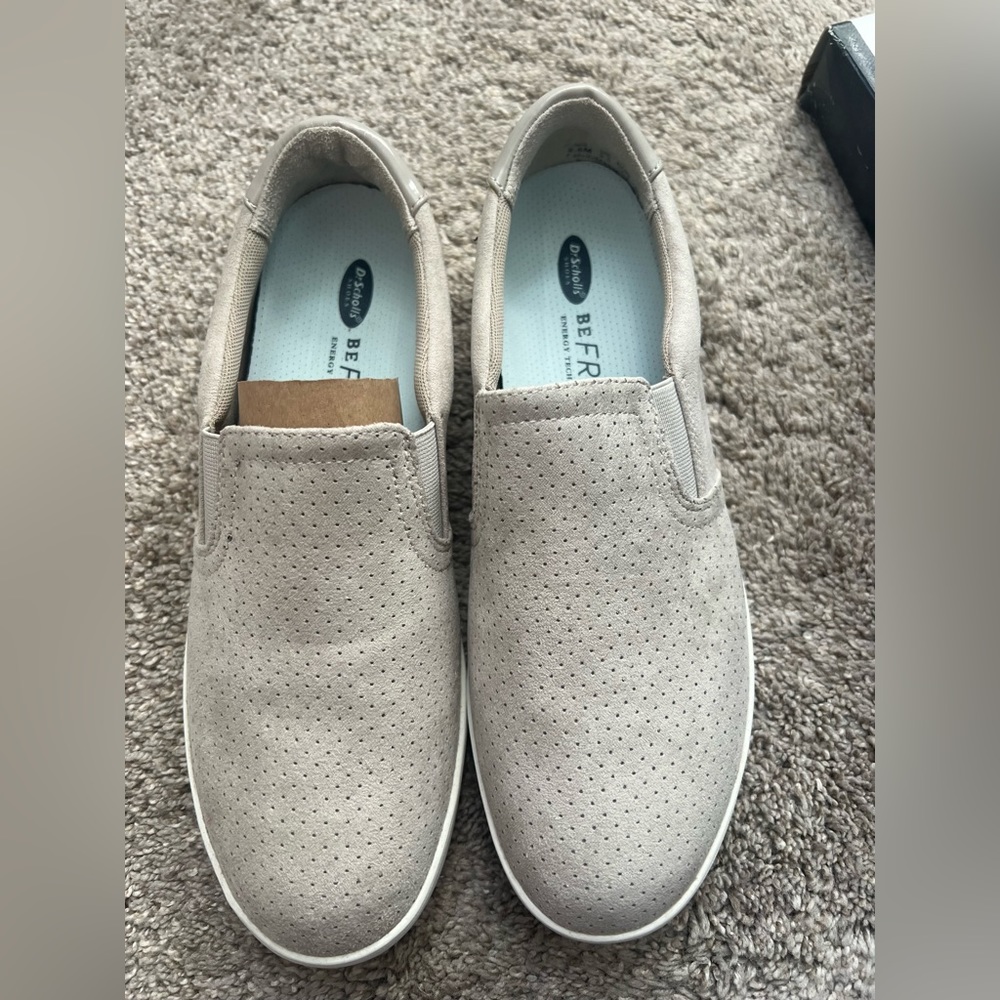 Dr. Scholl’s Madison, Greige, size 8.5